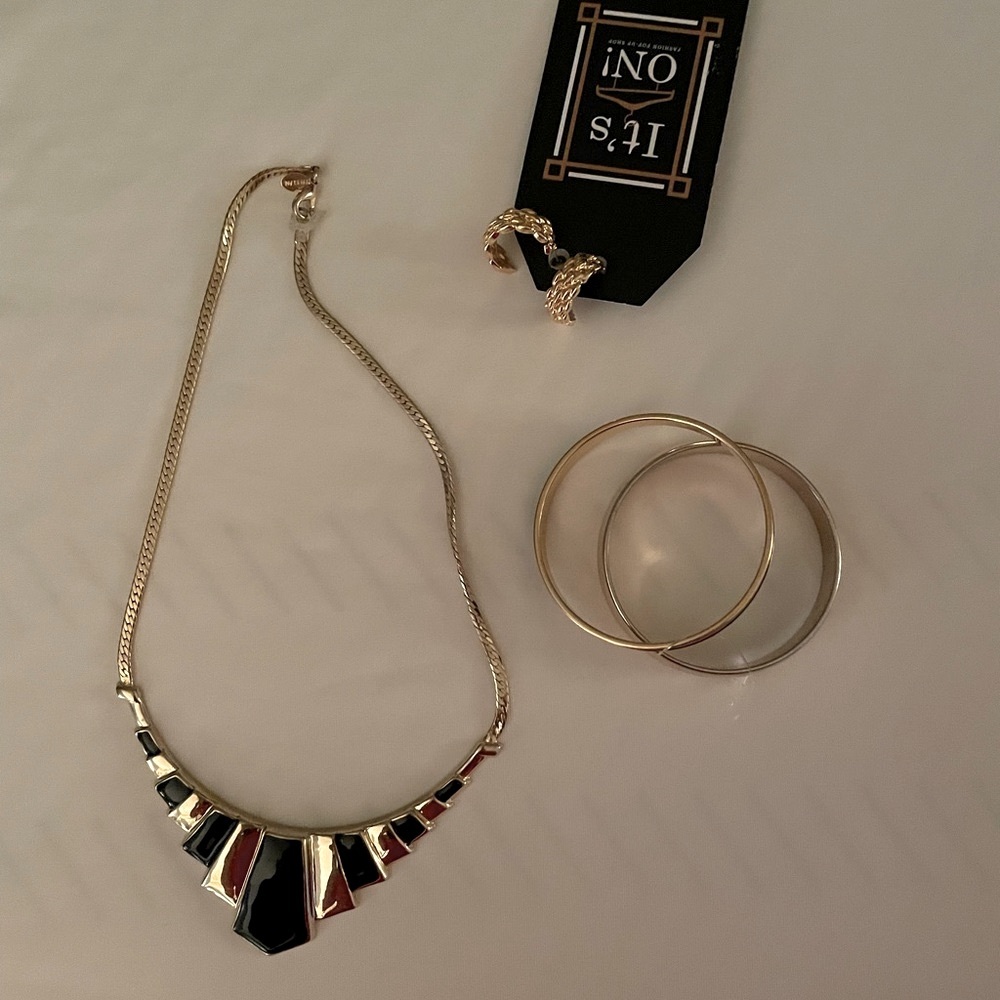 Black & Gold Jewelry Set